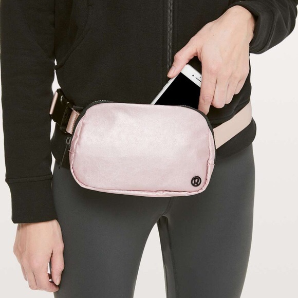 lululemon athletica Handbags - Pink lululemon everywhere belt bag